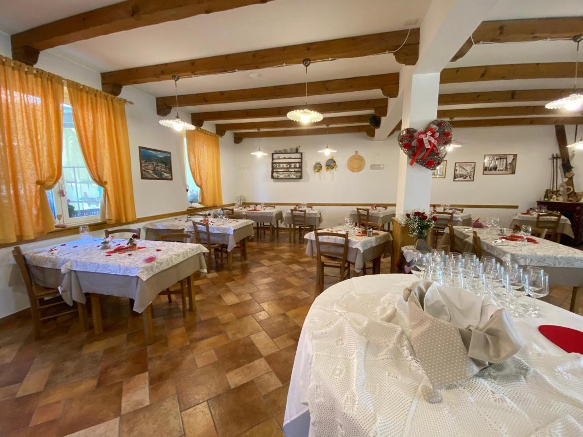 ホテル Al Castello Artegna エクステリア 写真