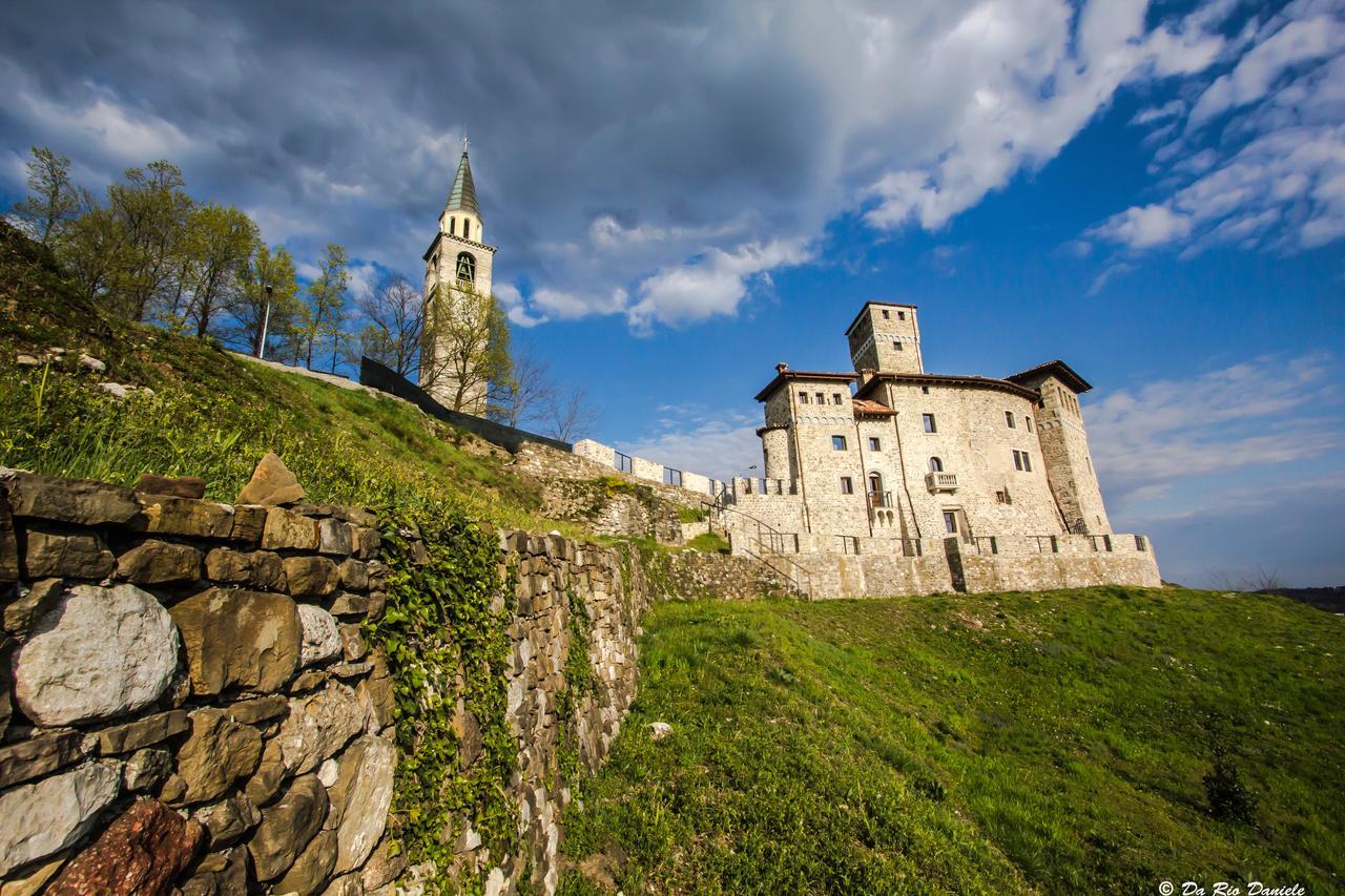 ホテル Al Castello Artegna 部屋 写真